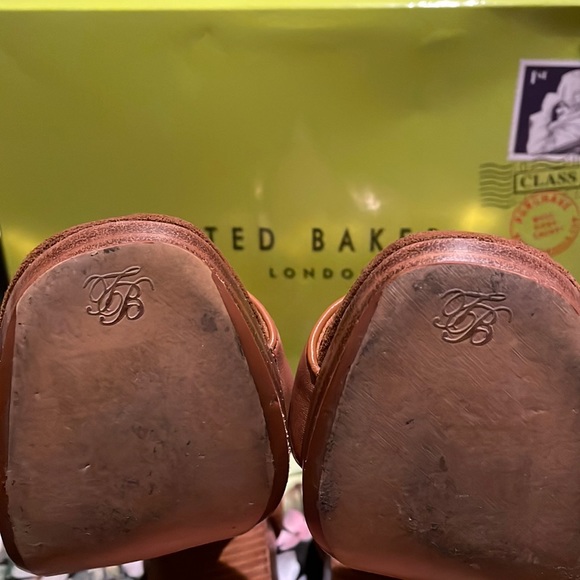 Ted Baker Leather/Suede Tan Sandal. - Picture 6 of 8